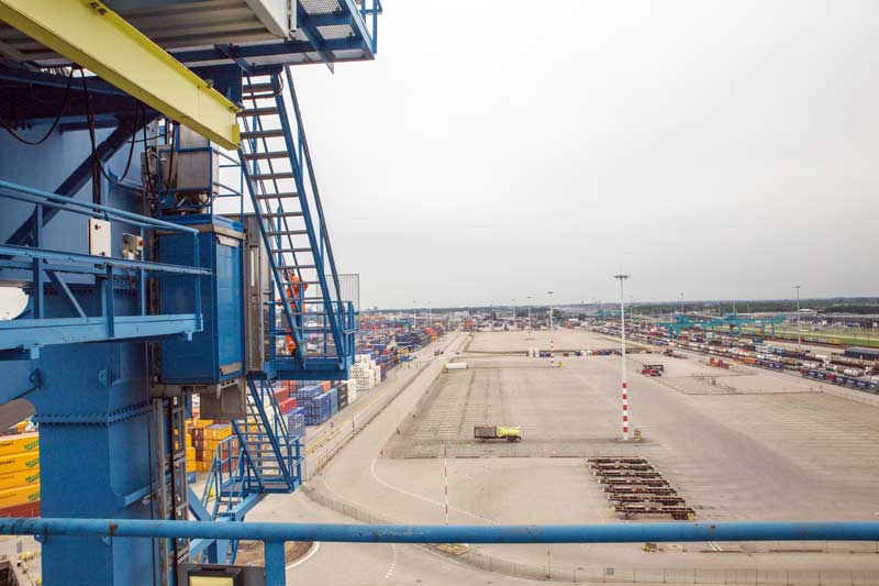 鹿特丹港的观点